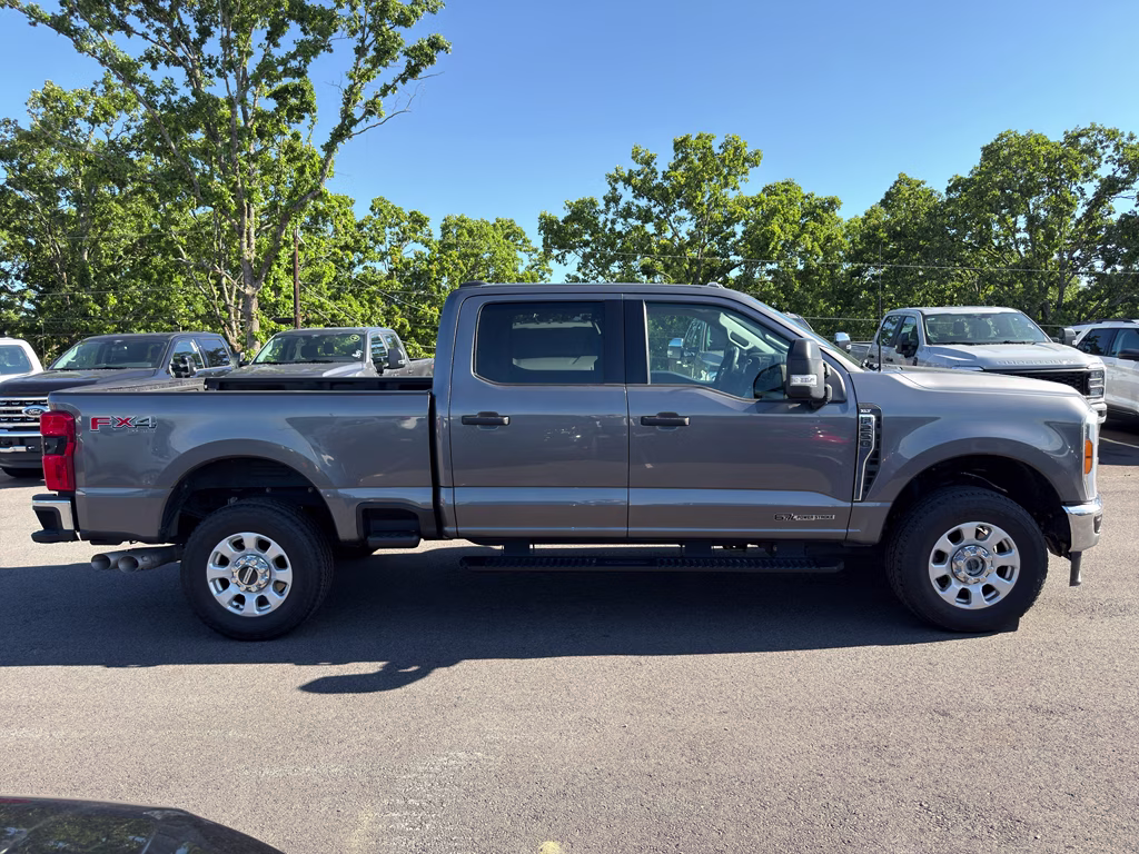 2023 CARBONIZED GRAY Ford Super Duty F-250 SRW XLT 4X4 Truck