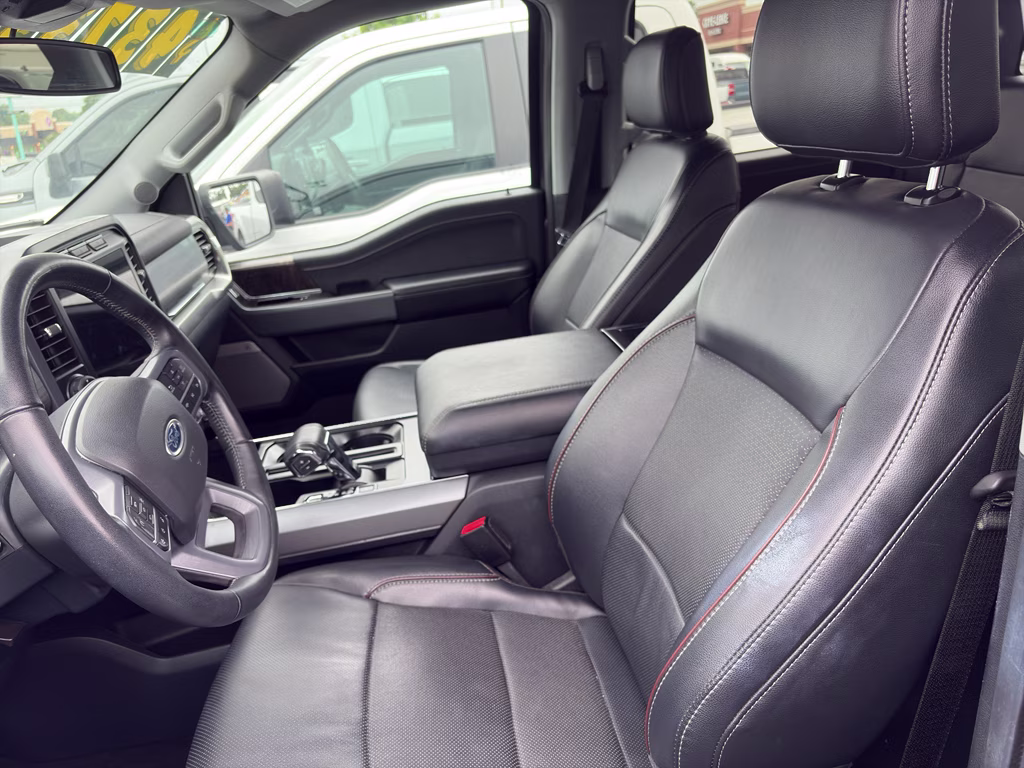 2023 Carbonized Gray Metallic Ford F-150 LARIAT 4X4 Truck