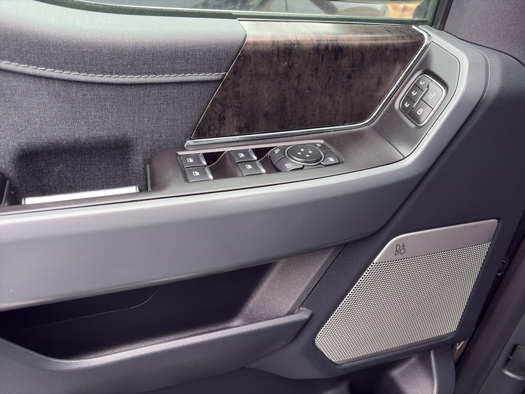 2023 Carbonized Gray Metallic Ford F-150 LARIAT 4X4 Truck