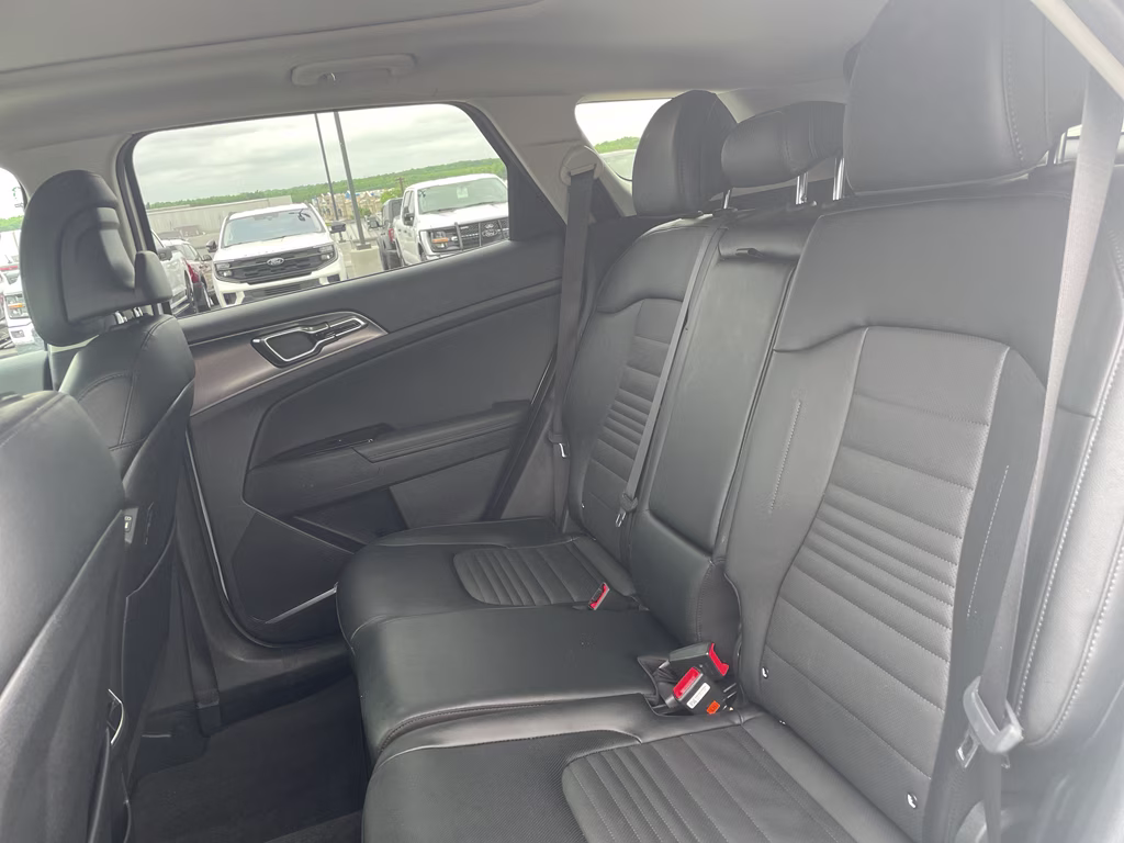 2025 Glacial White Pearl Kia Sportage SX-Prestige FWD SUV
