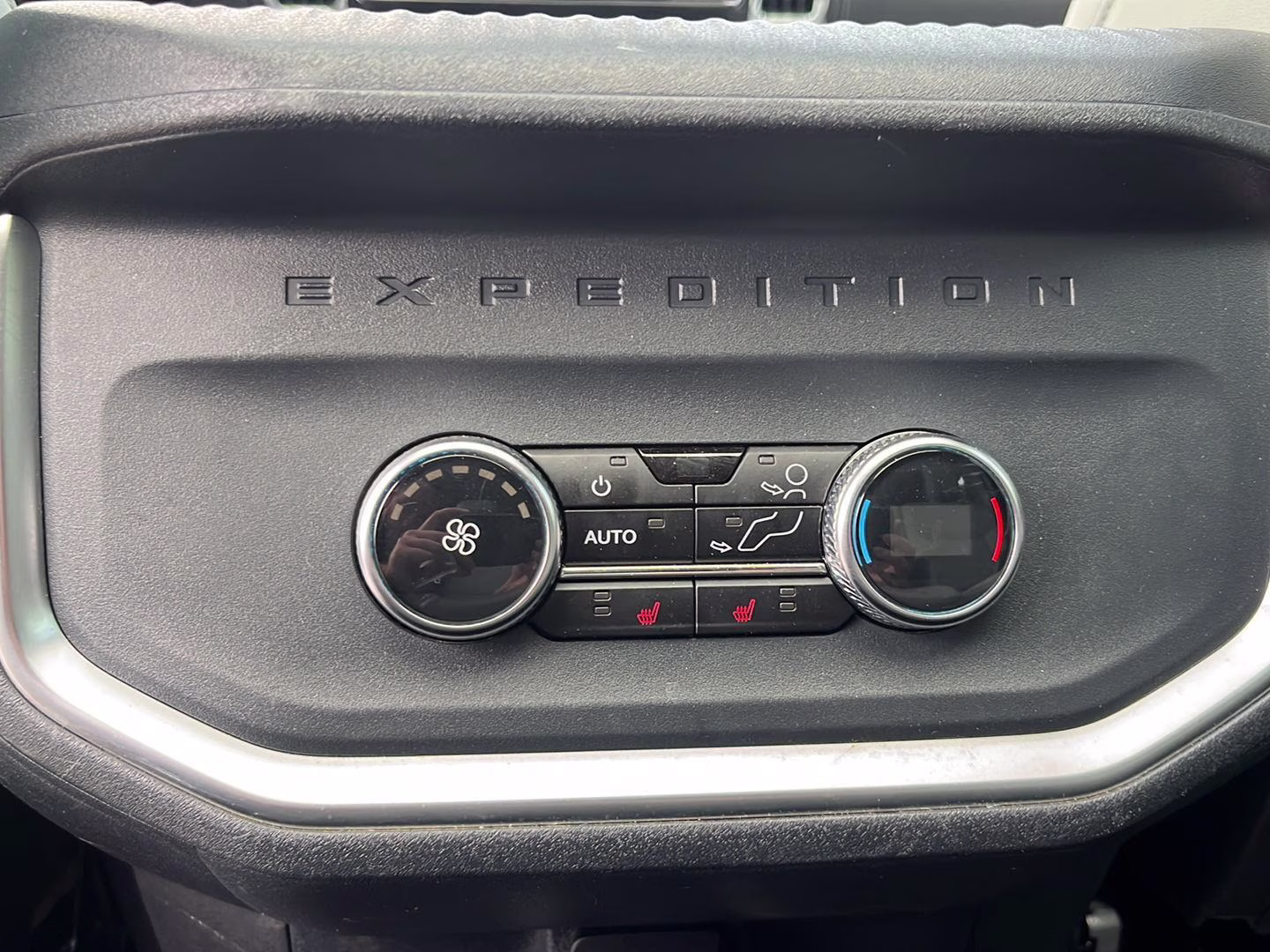 2025 Oxford White Ford Expedition Max Platinum 4X4 SUV