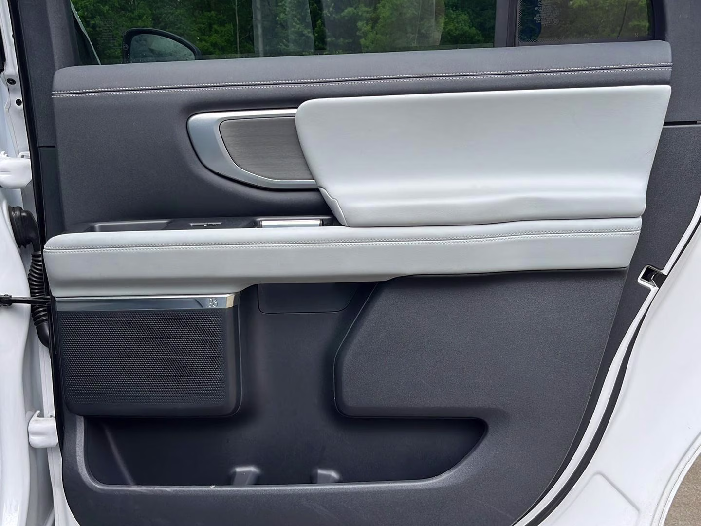 2025 Oxford White Ford Expedition Max Platinum 4X4 SUV