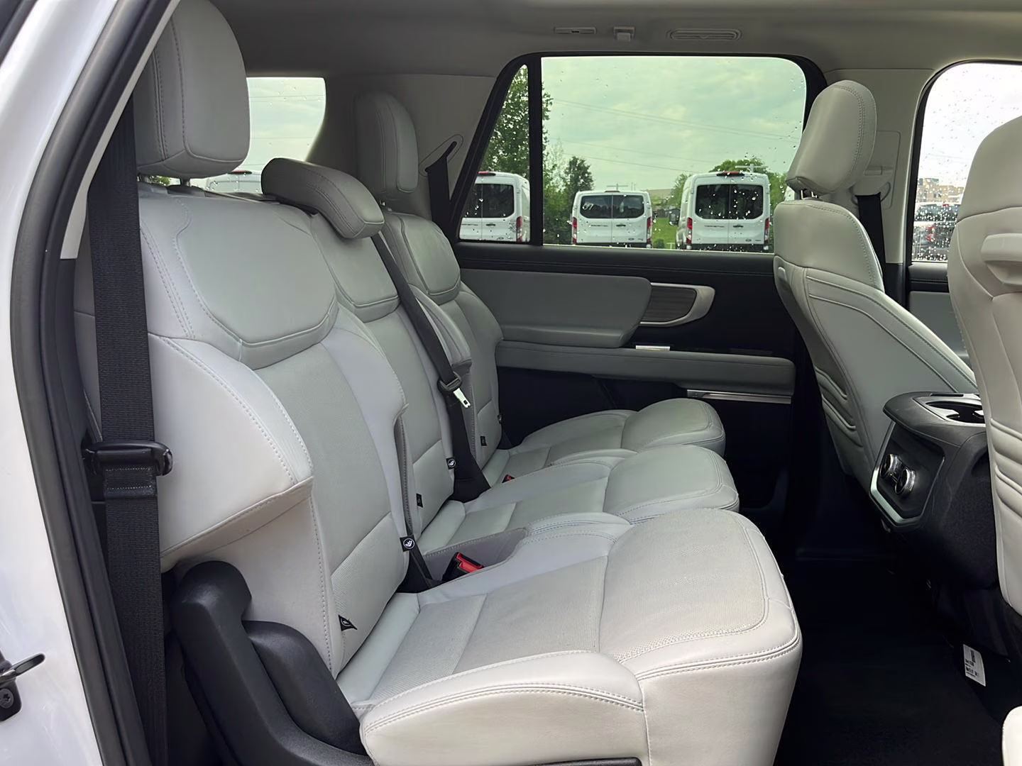 2025 Oxford White Ford Expedition Max Platinum 4X4 SUV