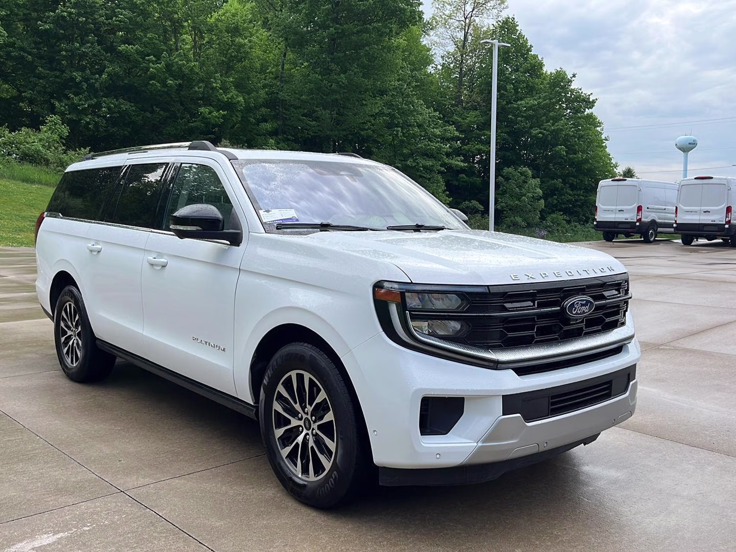2025 Oxford White Ford Expedition Max Platinum 4X4 SUV