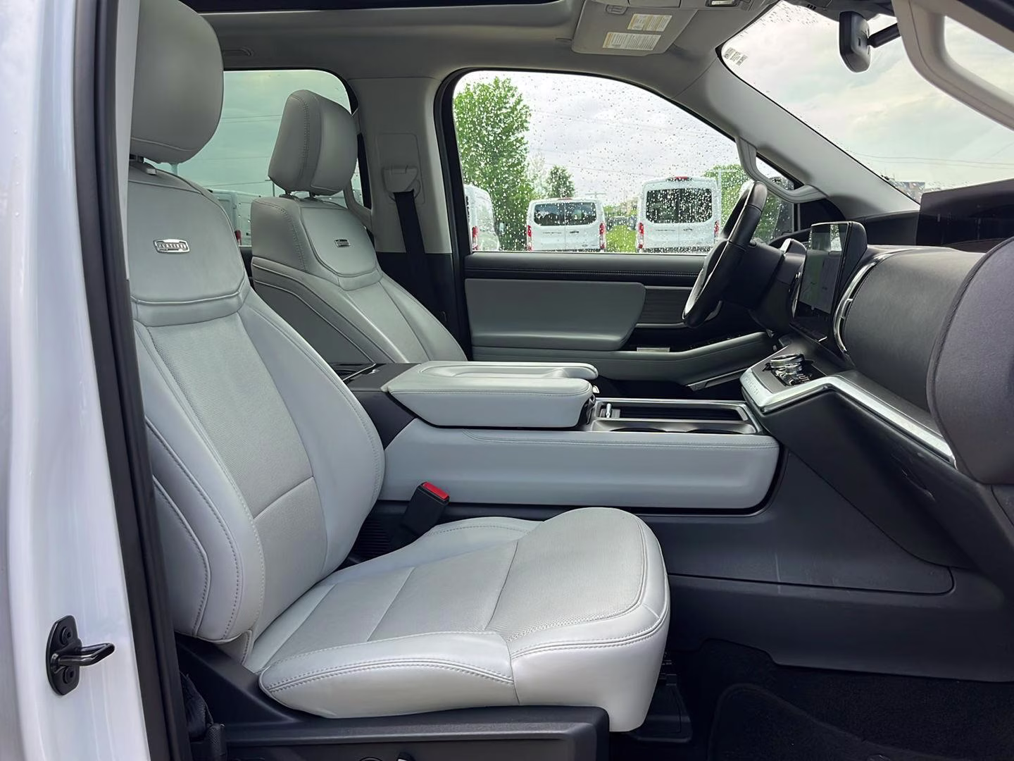 2025 Oxford White Ford Expedition Max Platinum 4X4 SUV