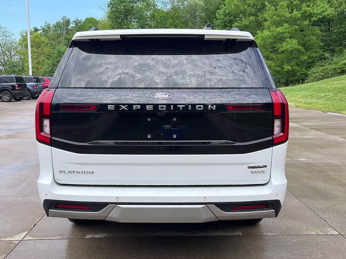 2025 Oxford White Ford Expedition Max Platinum 4X4 SUV
