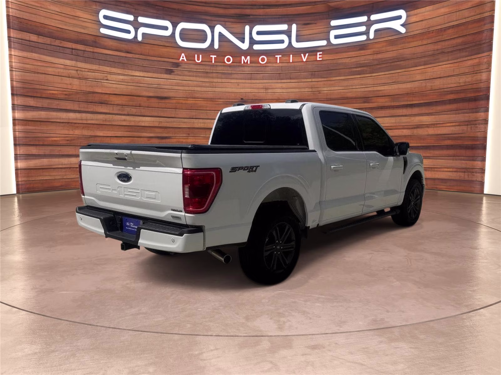 2023 Oxford White Ford F-150 XLT 4X4 Truck