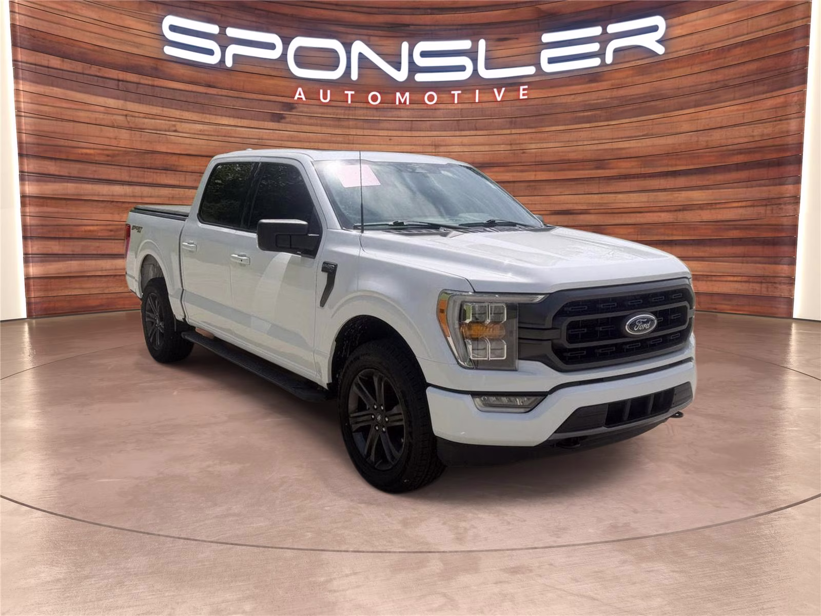 2023 Oxford White Ford F-150 XLT 4X4 Truck