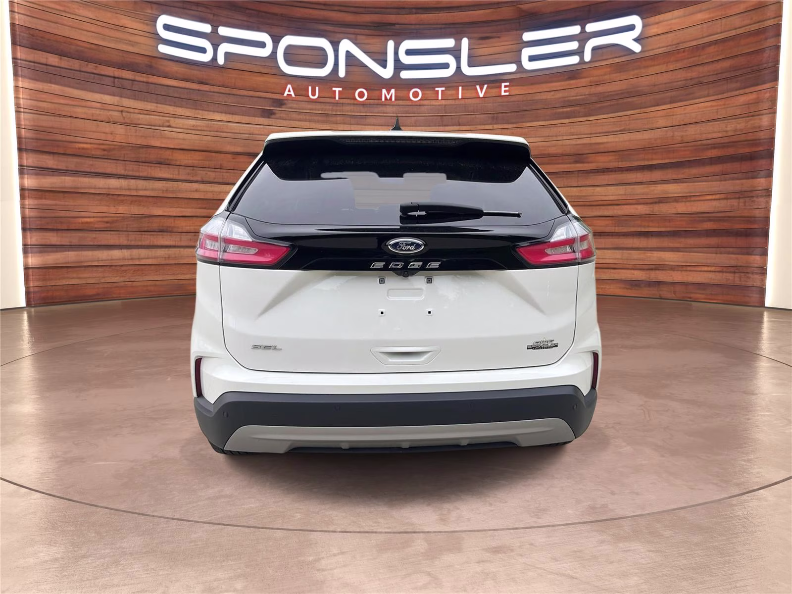2022 Star White Metallic Tri-Coat Ford Edge SEL AWD SUV