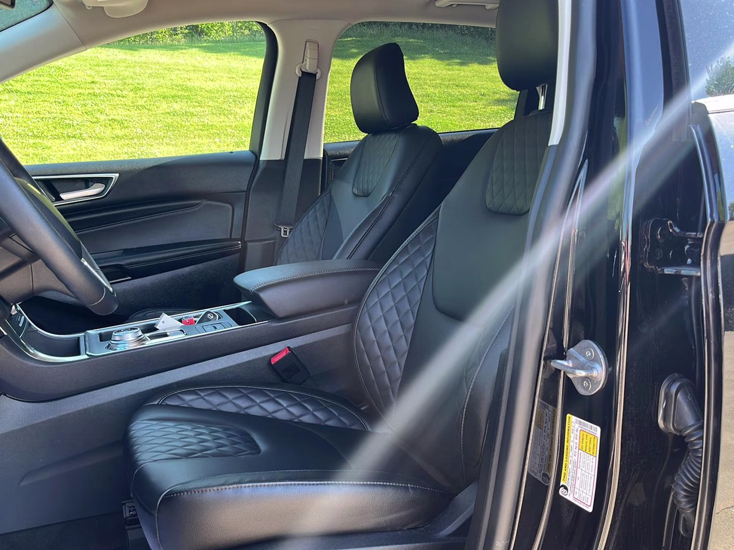 2024 Agate Black Ford Edge Titanium AWD SUV