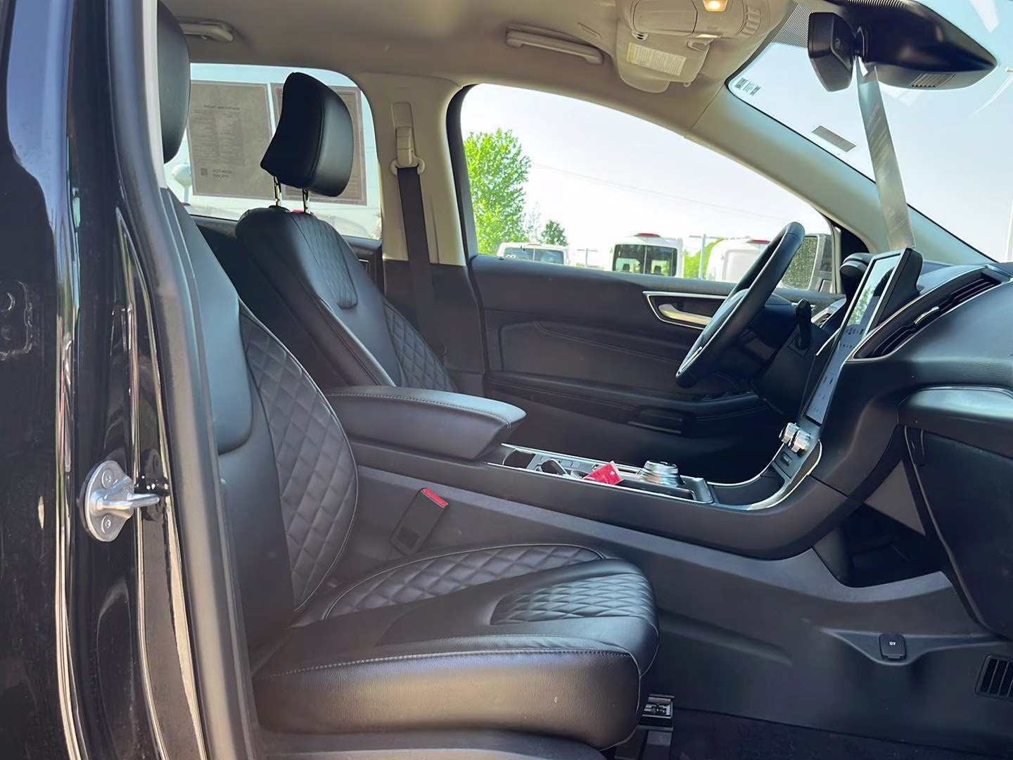 2024 Agate Black Ford Edge Titanium AWD SUV