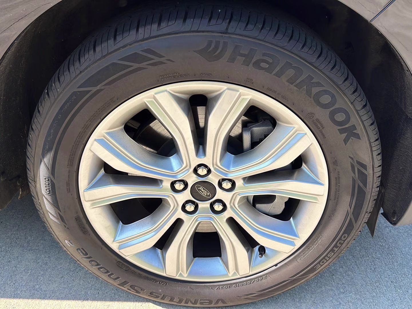 2024 Agate Black Ford Edge Titanium AWD SUV