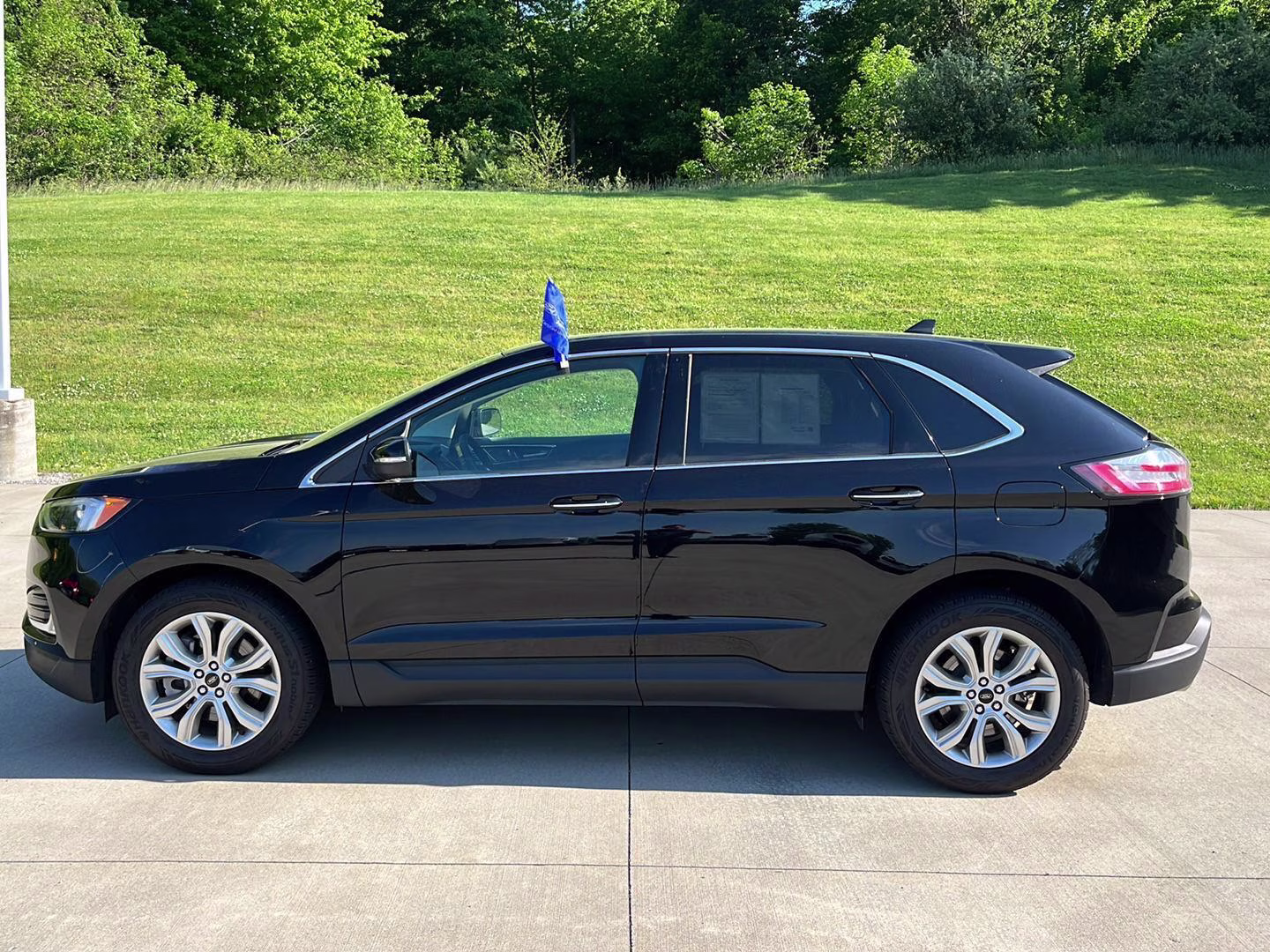 2024 Agate Black Ford Edge Titanium AWD SUV
