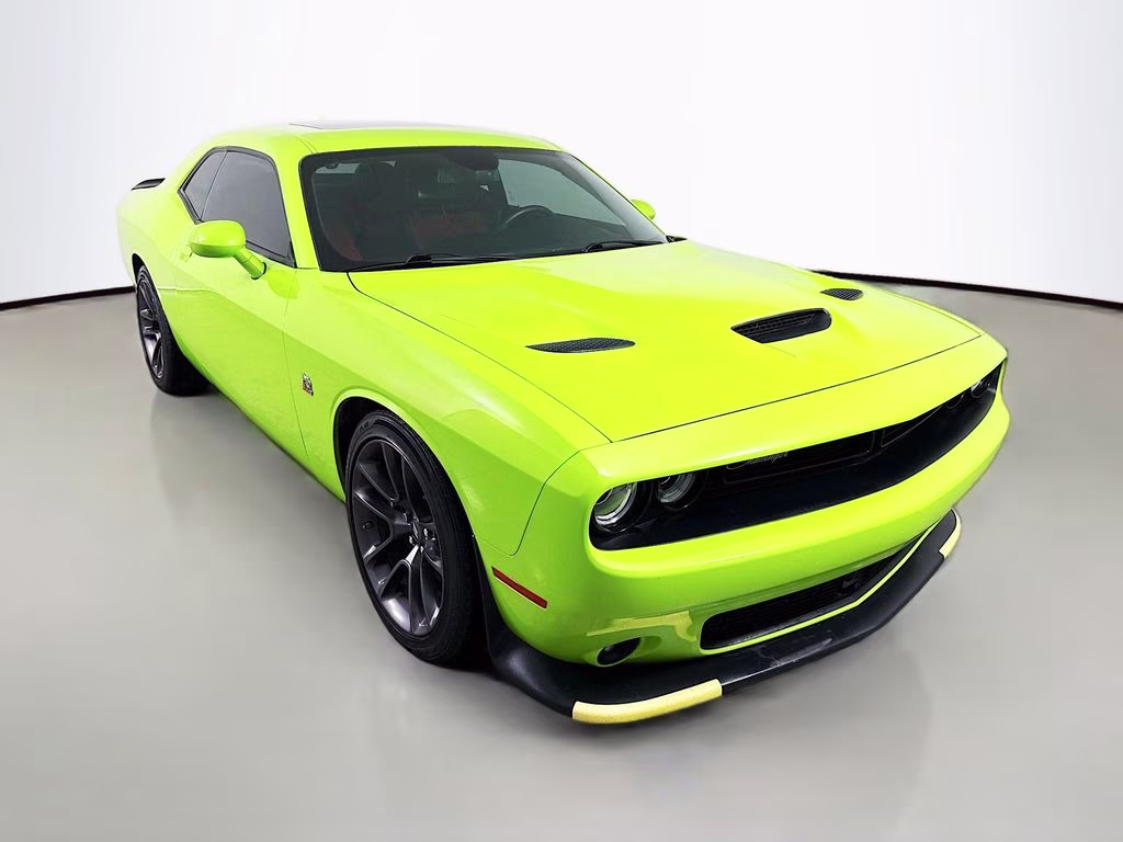 2023 Dodge Challenger R/T Scat Pack's photo