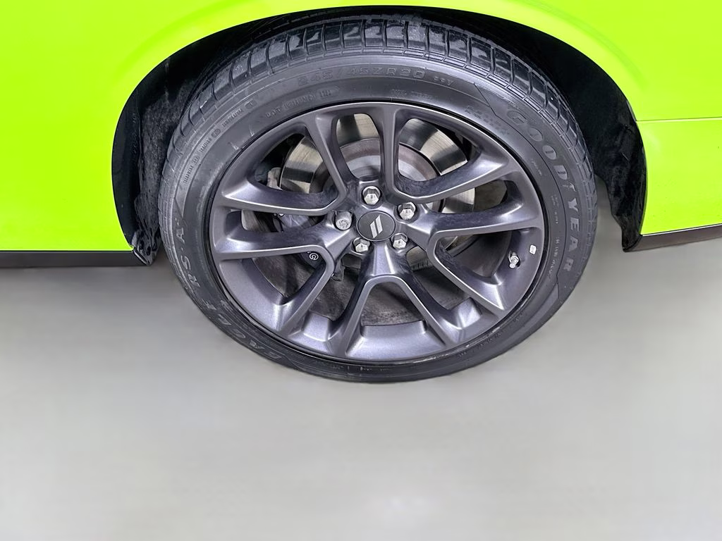 2023 Sublime Metallic Clearcoat Dodge Challenger R/T Scat Pack RWD Coupe
