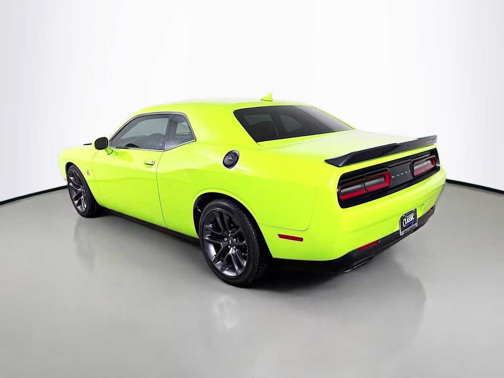 2023 Sublime Metallic Clearcoat Dodge Challenger R/T Scat Pack RWD Coupe