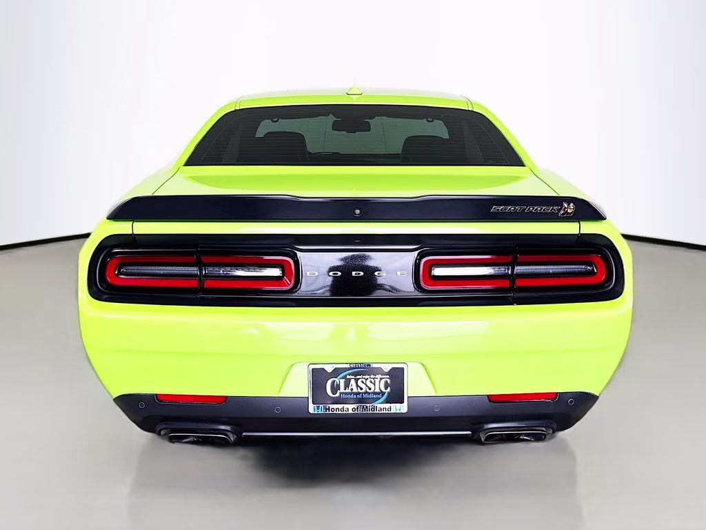 2023 Sublime Metallic Clearcoat Dodge Challenger R/T Scat Pack RWD Coupe