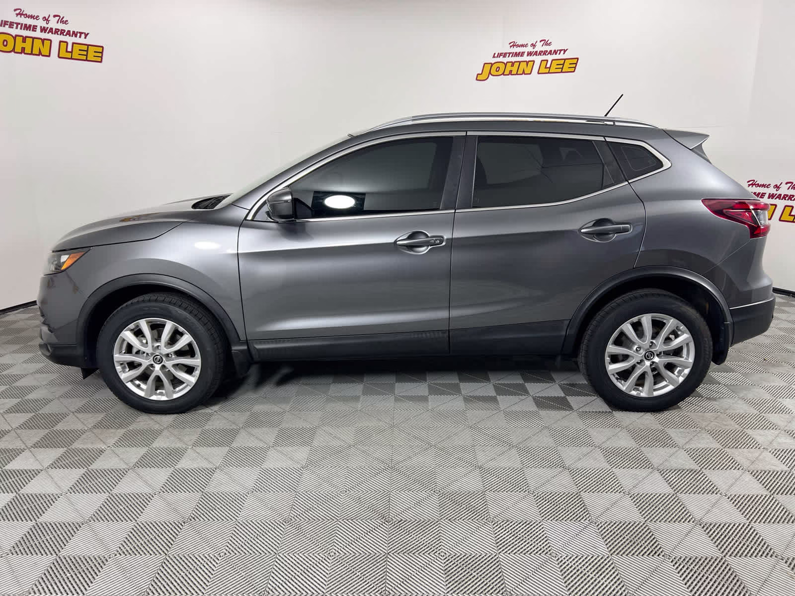 2021 Gun Metallic Nissan Rogue Sport SV FWD SUV