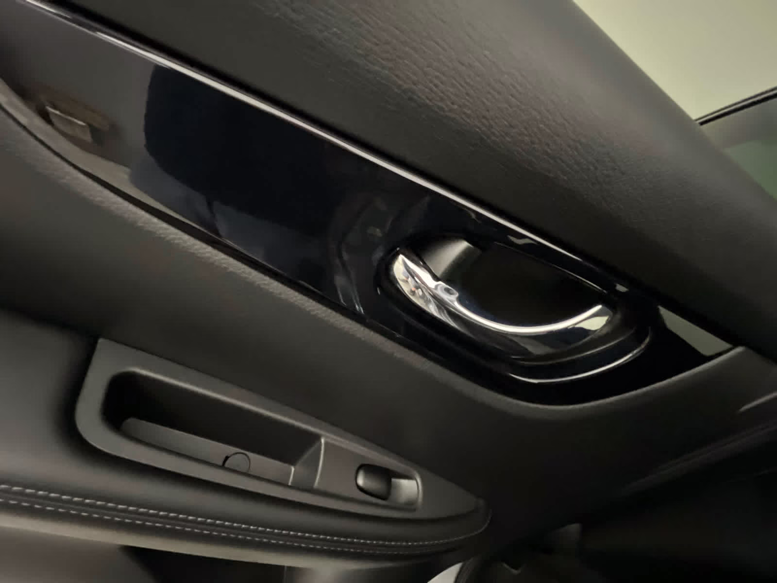 2021 Gun Metallic Nissan Rogue Sport SV FWD SUV
