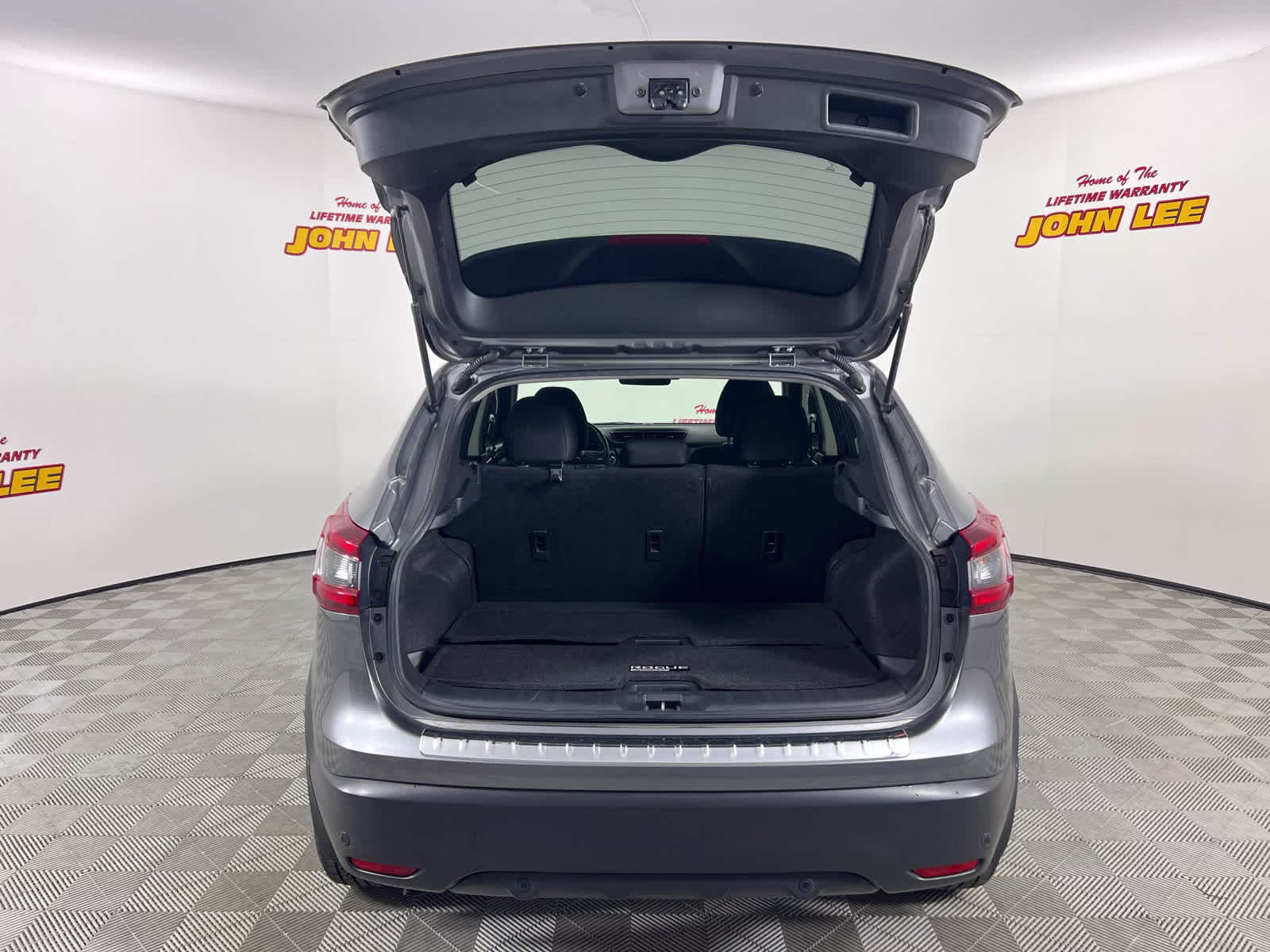 2021 Gun Metallic Nissan Rogue Sport SV FWD SUV