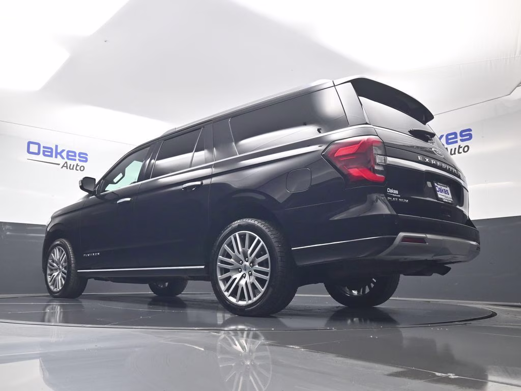 2022 Black Metallic Ford Expedition Max Platinum 4X4 SUV