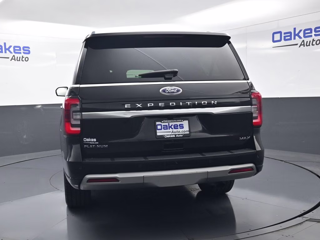 2022 Black Metallic Ford Expedition Max Platinum 4X4 SUV