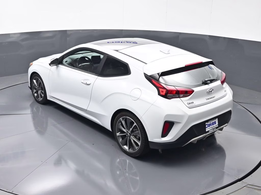2019 Chalk White Hyundai Veloster 2.0 Premium FWD Hatchback