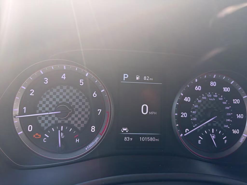 2019 Chalk White Hyundai Veloster 2.0 Premium FWD Hatchback