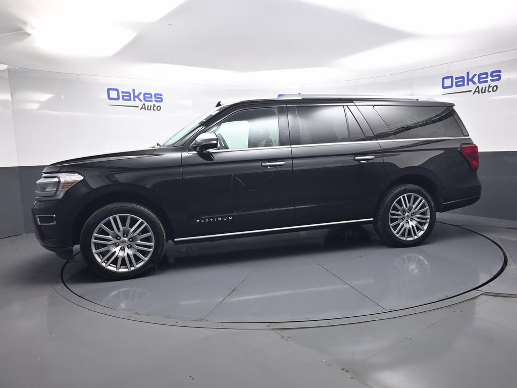 2022 Black Metallic Ford Expedition Max Platinum 4X4 SUV
