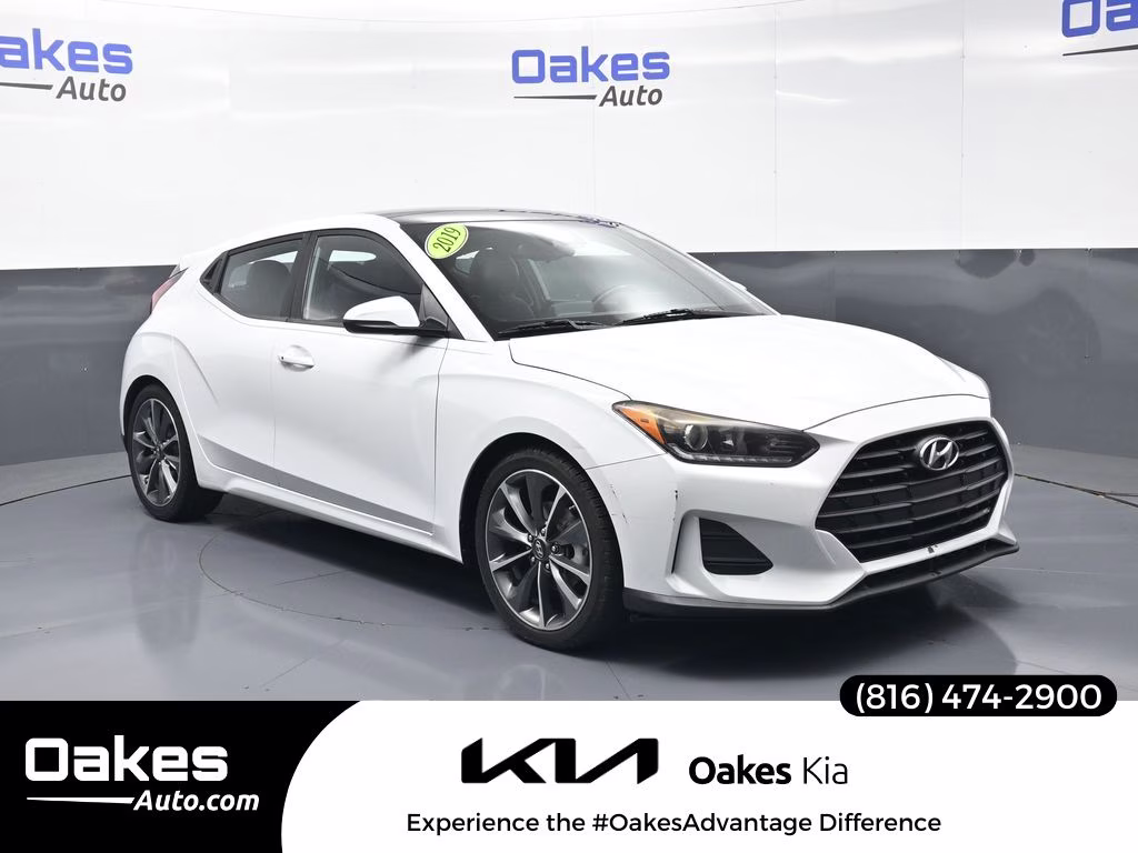 2019 Chalk White Hyundai Veloster 2.0 Premium FWD Hatchback