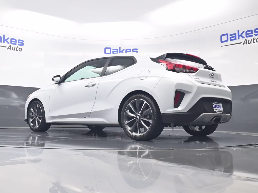 2019 Chalk White Hyundai Veloster 2.0 Premium FWD Hatchback