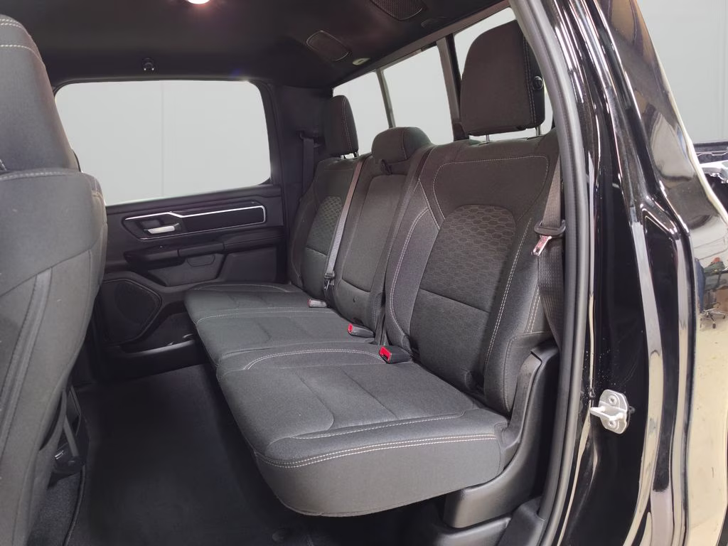 2025 Diamond Black Crystal Pearlcoat Ram 1500 Big Horn/Lone Star 4X4 Truck