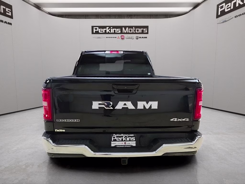 2025 Diamond Black Crystal Pearlcoat Ram 1500 Big Horn/Lone Star 4X4 Truck