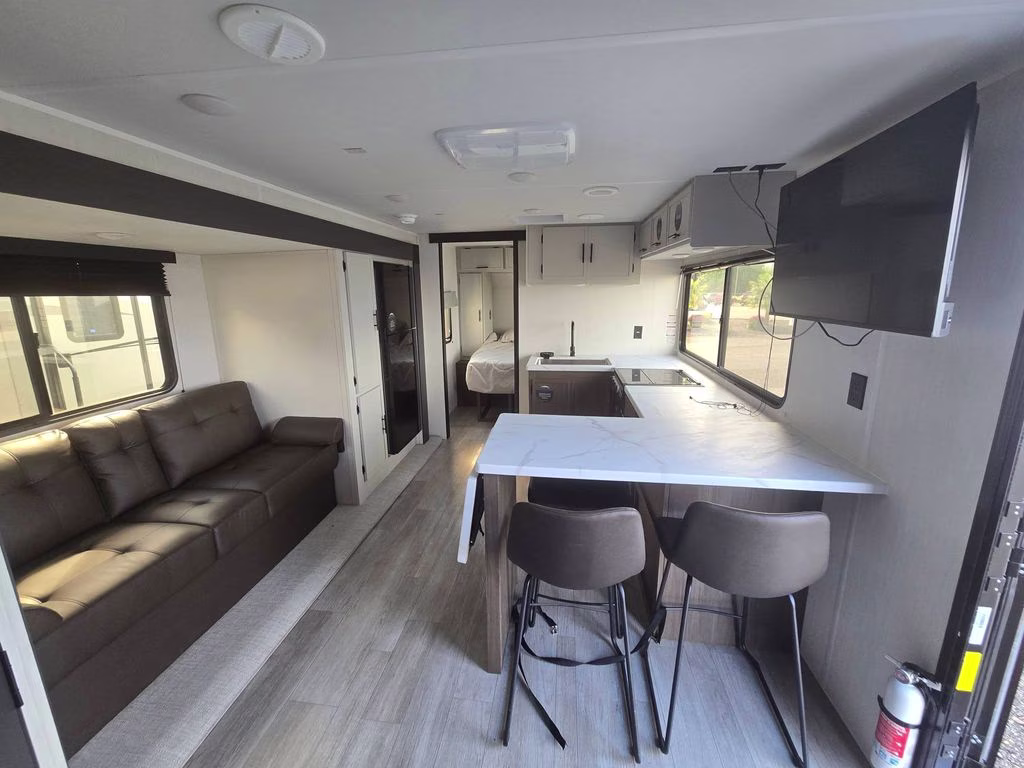 2026 Forest River AVENGER 26DBS RV