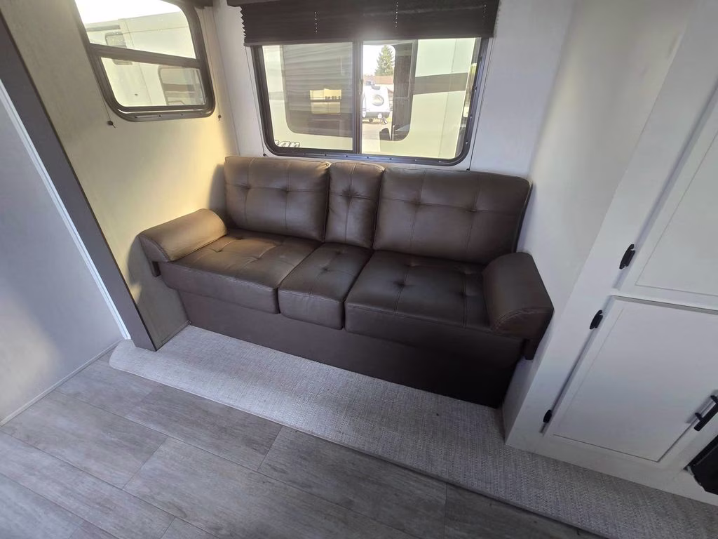 2026 Forest River AVENGER 26DBS RV