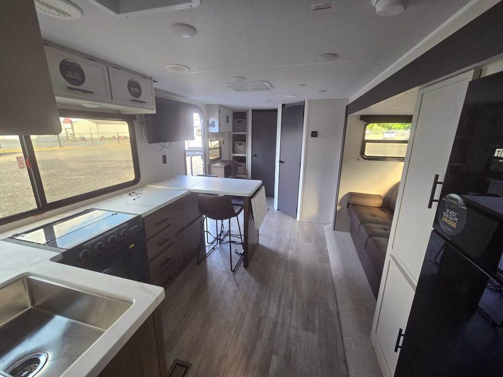 2026 Forest River AVENGER 26DBS RV