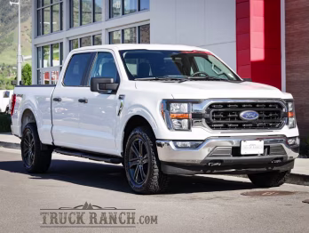 2023 Oxford White Ford F-150 XLT 4X4 Truck