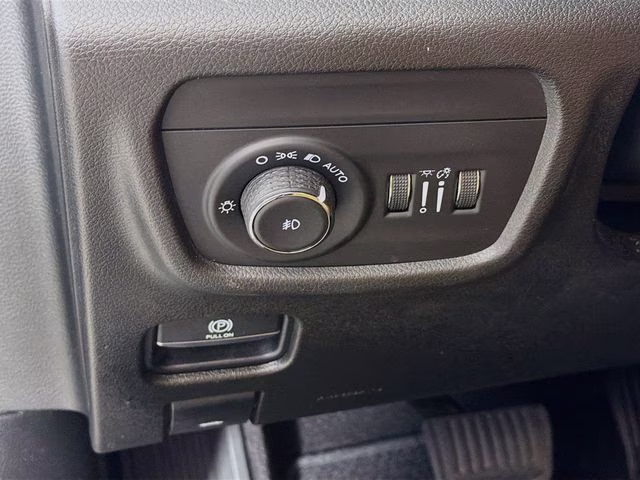 2021 Gray Metallic Jeep Grand Cherokee L Summit 4X4 SUV
