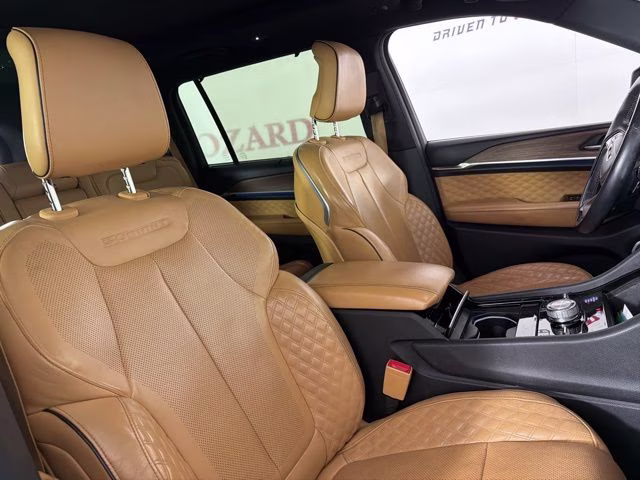 2021 Baltic Gray Metallic Clearcoat Jeep Grand Cherokee L Summit 4X4 SUV