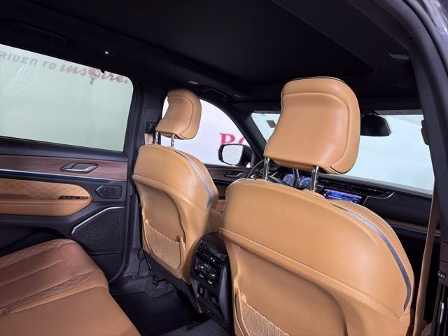 2021 Baltic Gray Metallic Clearcoat Jeep Grand Cherokee L Summit 4X4 SUV