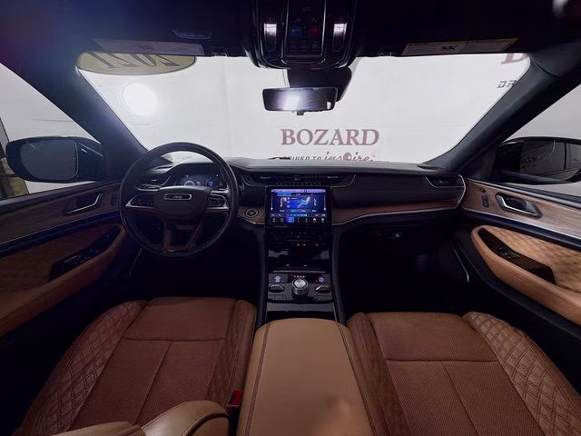 2021 Gray Metallic Jeep Grand Cherokee L Summit 4X4 SUV