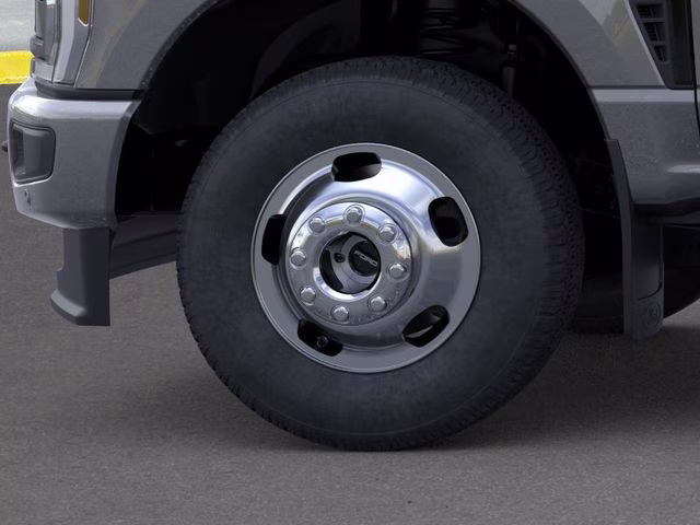 2026 Carbonized Gray Metallic Ford Super Duty F-350 DRW Platinum DRW 4X4 Truck