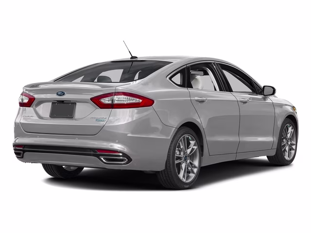 2016 Silver Ford Fusion Titanium FWD Sedan
