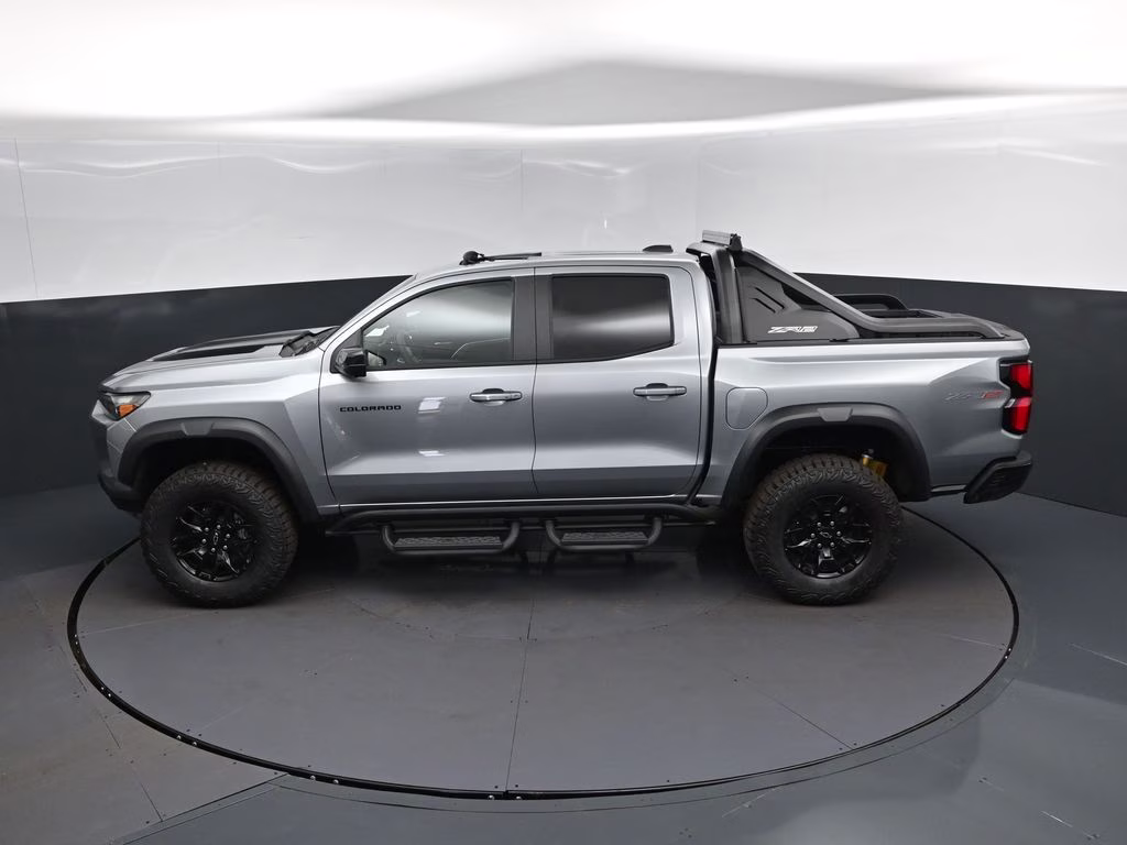 2026 Sterling Gray Metallic Chevrolet Colorado ZR2 4X4 Truck
