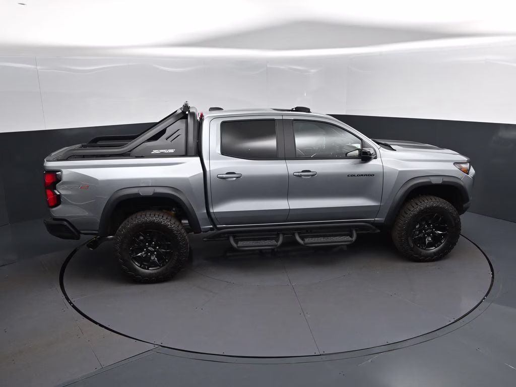 2026 Sterling Gray Metallic Chevrolet Colorado ZR2 4X4 Truck