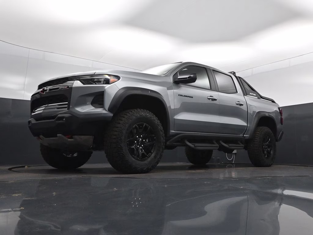 2026 Sterling Gray Metallic Chevrolet Colorado ZR2 4X4 Truck
