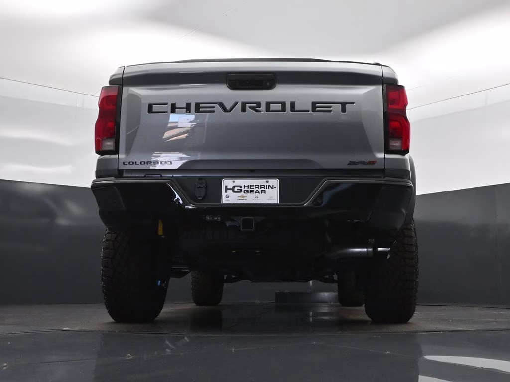 2026 Sterling Gray Metallic Chevrolet Colorado ZR2 4X4 Truck