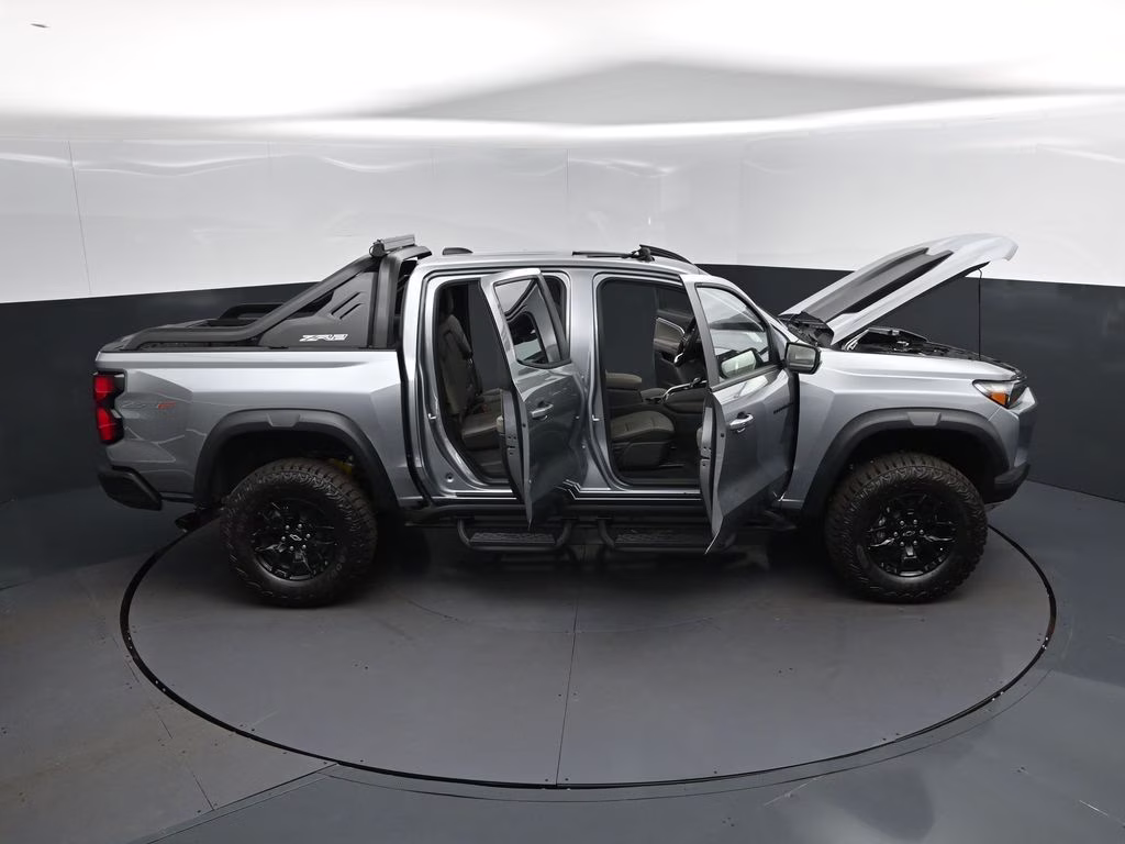 2026 Sterling Gray Metallic Chevrolet Colorado ZR2 4X4 Truck
