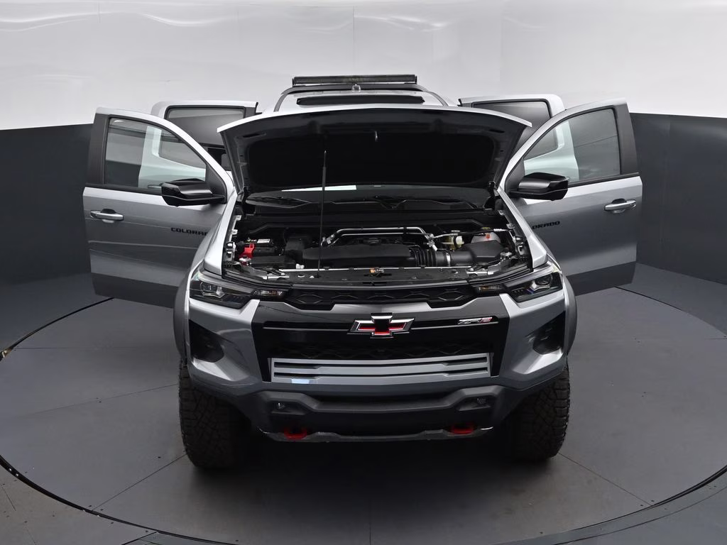 2026 Sterling Gray Metallic Chevrolet Colorado ZR2 4X4 Truck