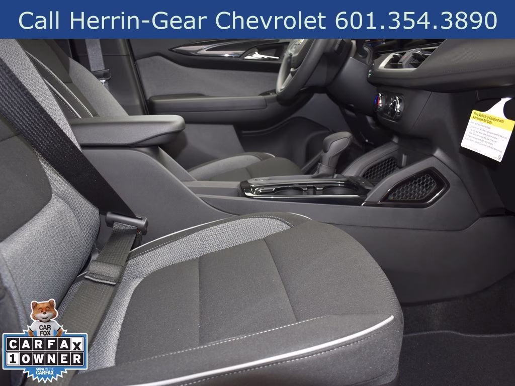 2025 Summit White Chevrolet Trailblazer LS FWD SUV